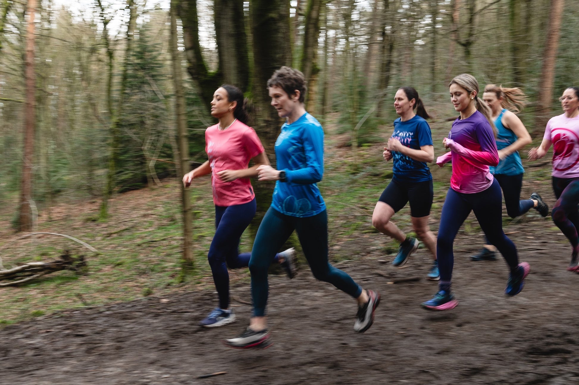 'Clean Coral' short-sleeved running t-shirt image 7