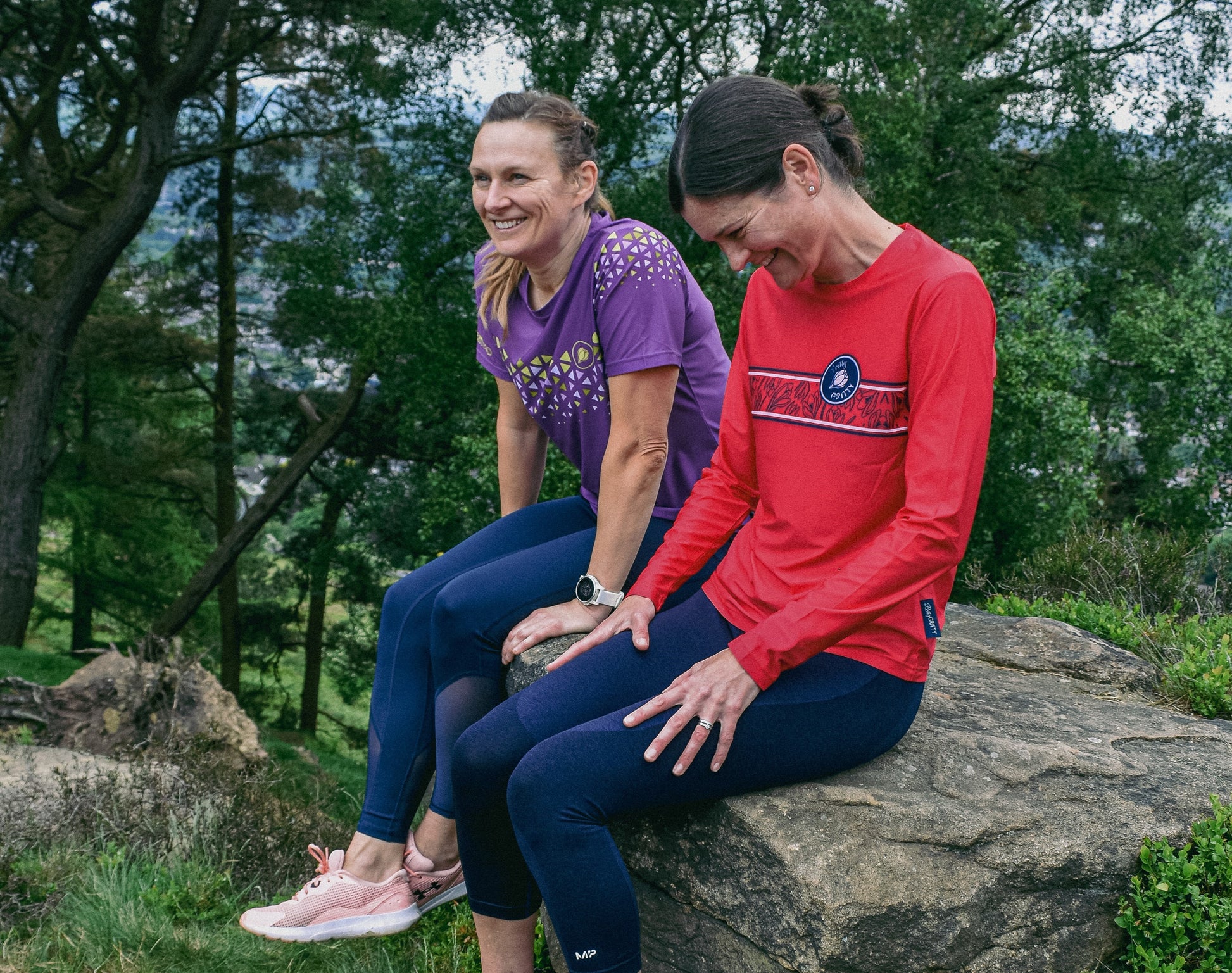 'Rouge Runner' Long sleeved running t-shirt image 0