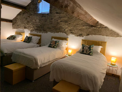 Windermere Great North Swim Weekend  (12th - 14th June 2026 ) £370 (Pay £150 initial deposit)